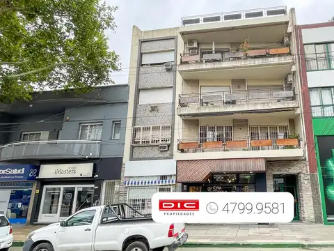Departamento 2 ambientes - Alquiler - Vicente López - Vias/Maipu