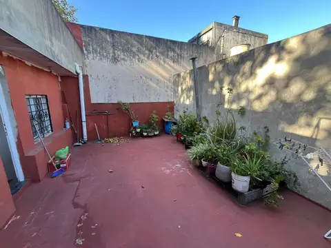 Depto Tipo Casa en Venta en Saavedra, USD 203.000