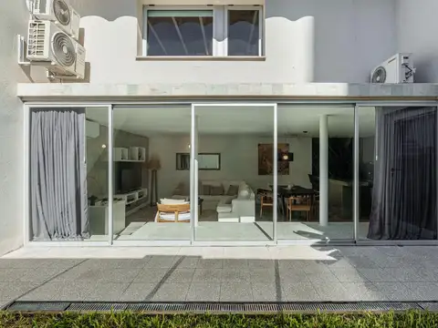 Casa 3 ambientes con 2 baños