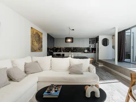 casa venta pichincha 2 dormitorios patio parrillero duplex amplio luminoso 100% remodelado