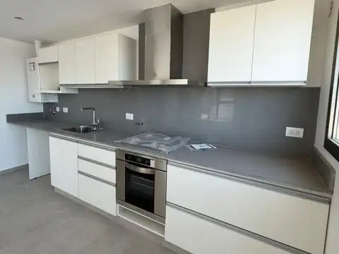 Departamento en Venta en Playa Grande, USD 200.000