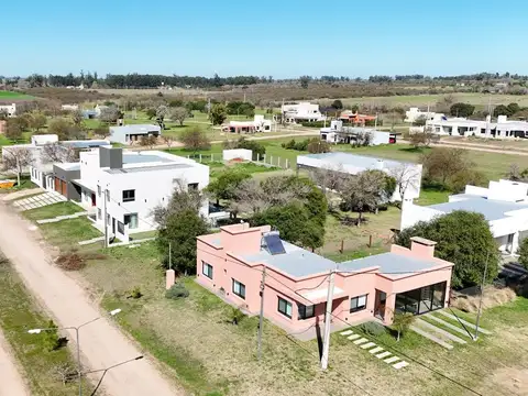 Barrio Ayres Del 1872 Colon