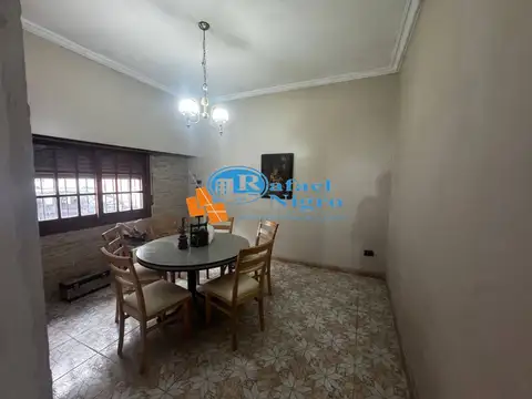 Depto Tipo Casa en Venta en Liniers, USD 170.000