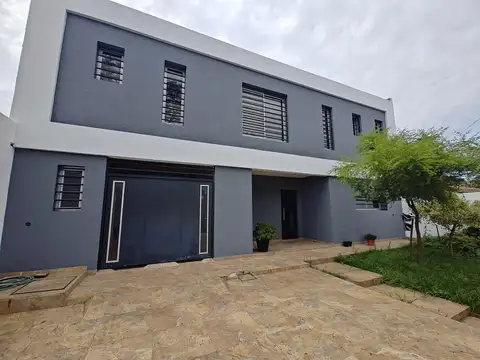 Casa en Venta de 5 dormitorios