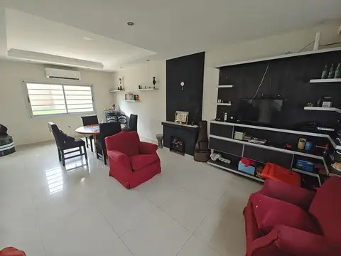 Casa en Venta en Ciudad Evita, USD 170.000