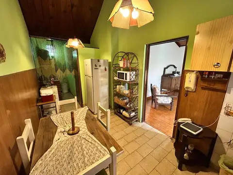 Casa 3 ambientes con 2 baños