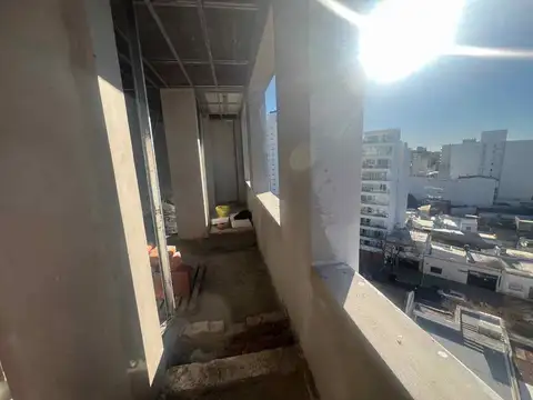 Departamento 6 ambientes con 3 baños