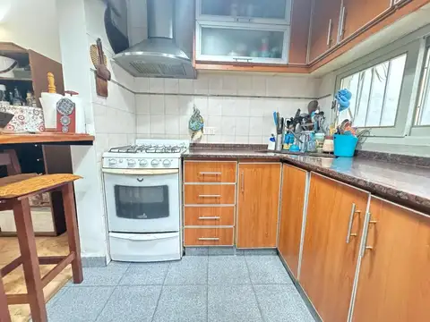 Casa 3 ambientes con 2 baños