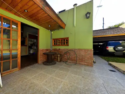 Casa 3 ambientes con 1 baño