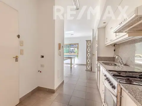 Departamento en Alquiler con 1 cocheras