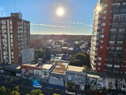 Av. Santa Fe   al 1400
