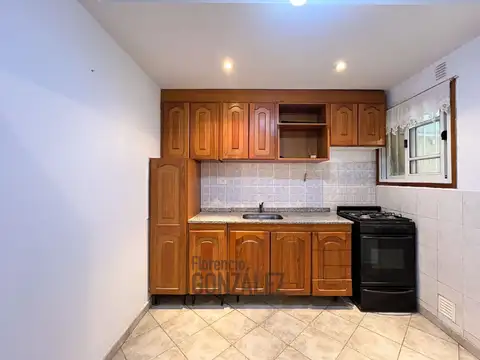 Depto Tipo Casa 2 ambientes con 1 baño