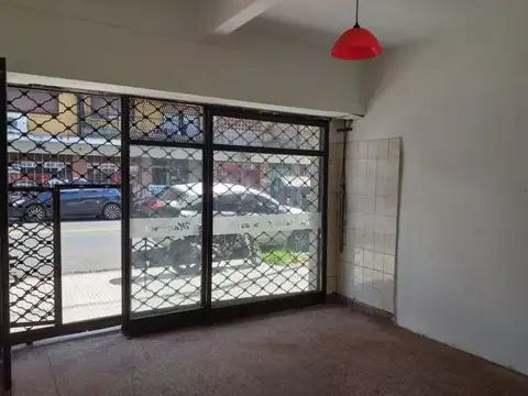 Avenida Nazca 3500, Piso 0