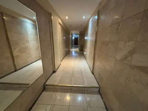 Oficina Monoambiente con 4 baños