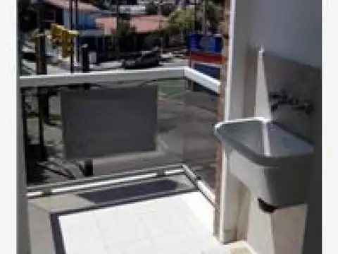 Saavedra 413 , Piso 2