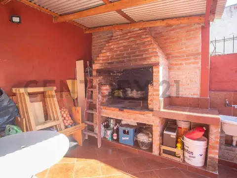 Departamento 4 ambientes con 2 baños