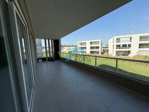 Casa en Alquiler en Pilara, USD 950