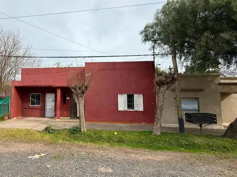 Casa amplia en Venta en Barrio Los Paraisos - Lujan