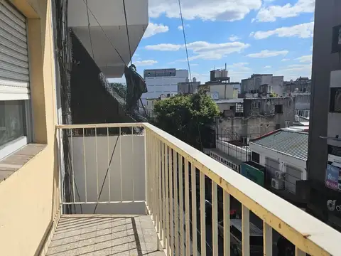 Departamento en Alquiler en Flores, $ 750.000