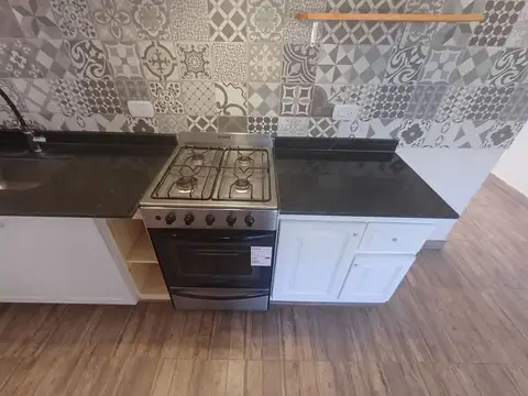 Depto Tipo Casa en Alquiler al Sur