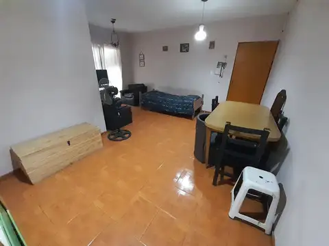 DEPARTAMENTO 2 DORMITORIOS AL FRENTE-OPORTUNIDAD