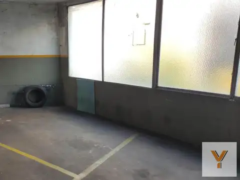Cochera en venta - 12Mts2 - Recoleta