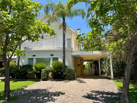 Barrio Los Castores 400