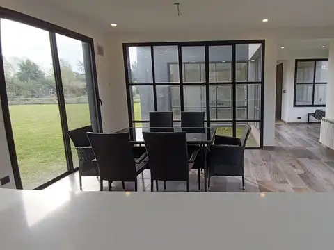 Casa en Venta al Este