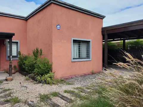 Casa Barrio "Aldea Suiza" Zárate