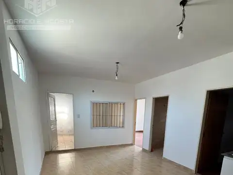 Depto Tipo Casa en Alquiler de 2 dormitorios