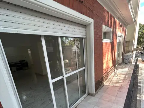 Depto Tipo Casa en Venta en Villa Ballester, USD 118.000