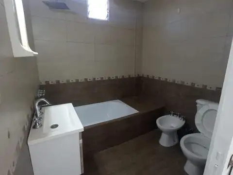 Departamento en Alquiler en Wilde, $ 550.000