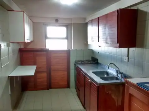 Departamento 4 ambientes con 2 baños
