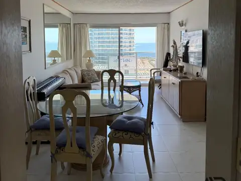 Apartamento en venta edificio Long Beach, av Chiverta 100