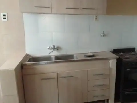 Alvarez Thomas 1110
