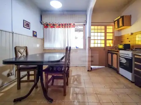 Casa 4 ambientes con 1 baño