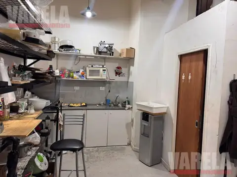 Fondo de Comercio en Venta Cafeteria y Comidas - Alberti al 300 Excelente Zona Comercial u$s 17.500