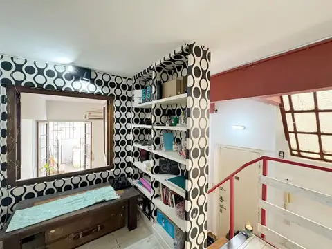 Depto Tipo Casa 2 ambientes con 1 baño