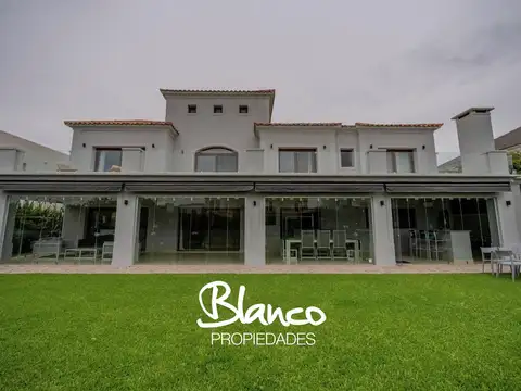 Casa  en Venta en La Lomada, Pilar, G.B.A. Zona Norte