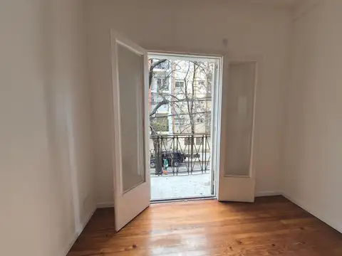 Venta Departamento PH 3 ambientes con patio en Colegiales