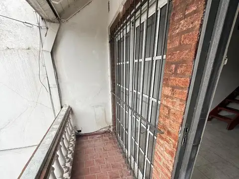 Depto Tipo Casa en Alquiler de 1 dormitorio