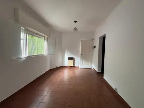 Depto Tipo Casa en Venta 40 años
