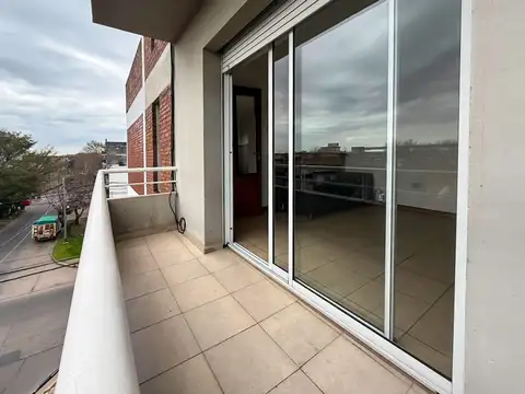 MONOAMBIENTE EN VENTA CON BALCÓN