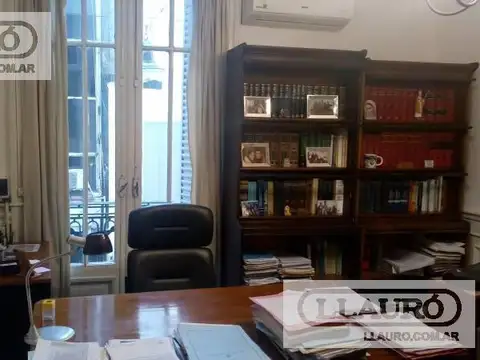 Oficina en Venta al Este