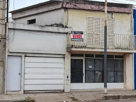 Vendo Casa a reciclar Av. Almafuerte, Zona 5 esquina