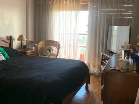 Departamento 4 ambientes con 3 baños