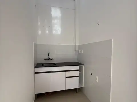 Casa 2 ambientes con 1 baño