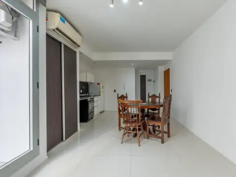 Departamento monoambiente dividido luminoso con sum y parrilla en Palermo