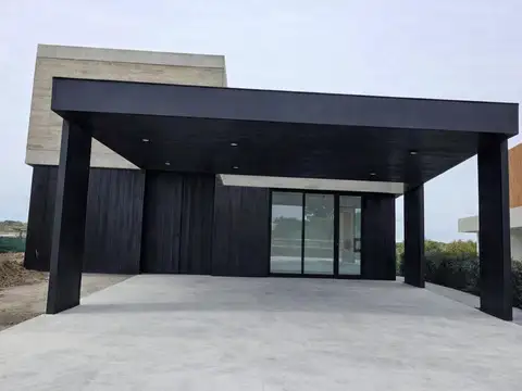 Casa en Venta en Puertos - Muelles, USD 1.300.000