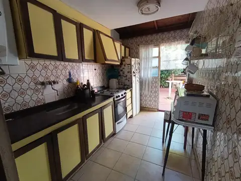 Depto Tipo Casa 3 ambientes con 1 baño